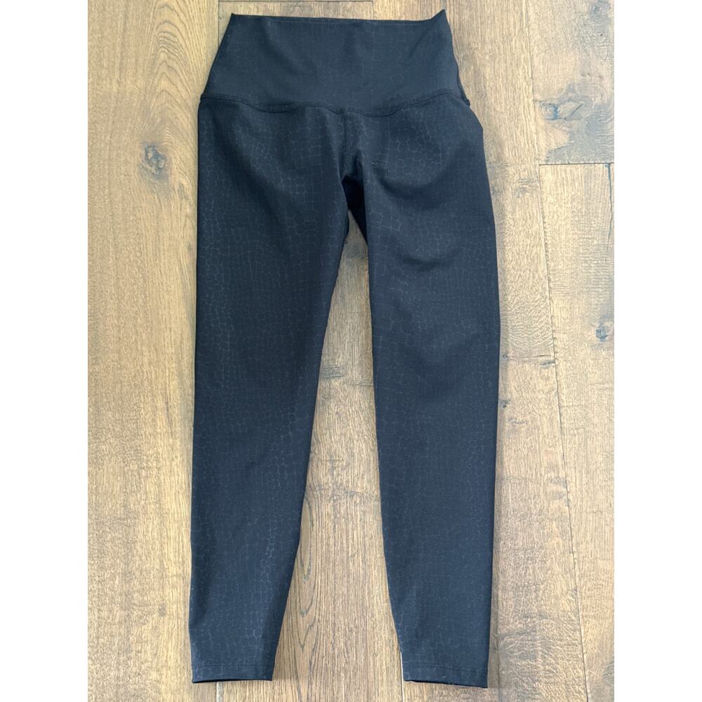 Beyond Yoga Snake High-Waisted Cropped Leggings Pull On Black Women's Size XS